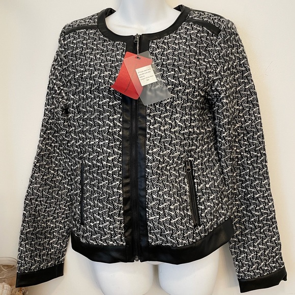 Yoki Tweed Jacket - Picture 7 of 8